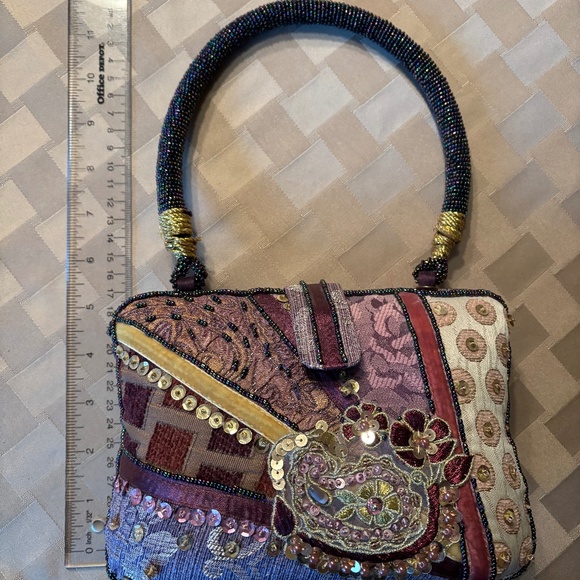 Vintage beaded handbag with sequins - Picture 6 of 9